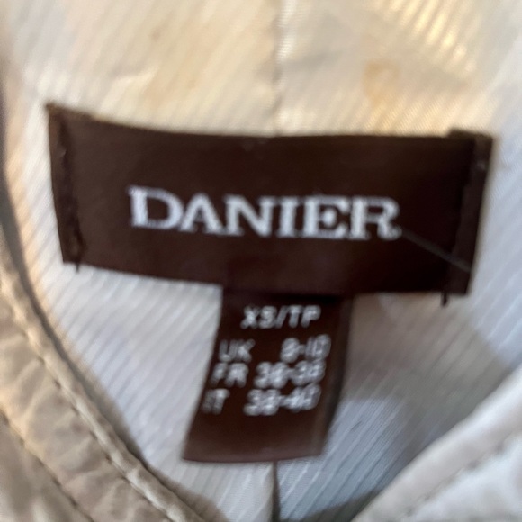 Light Grey Danier Leather Jacket - Picture 2 of 3